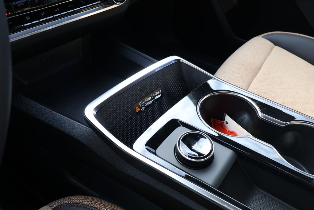 Thumbnail: 2026 Chevrolet Equinox - 32