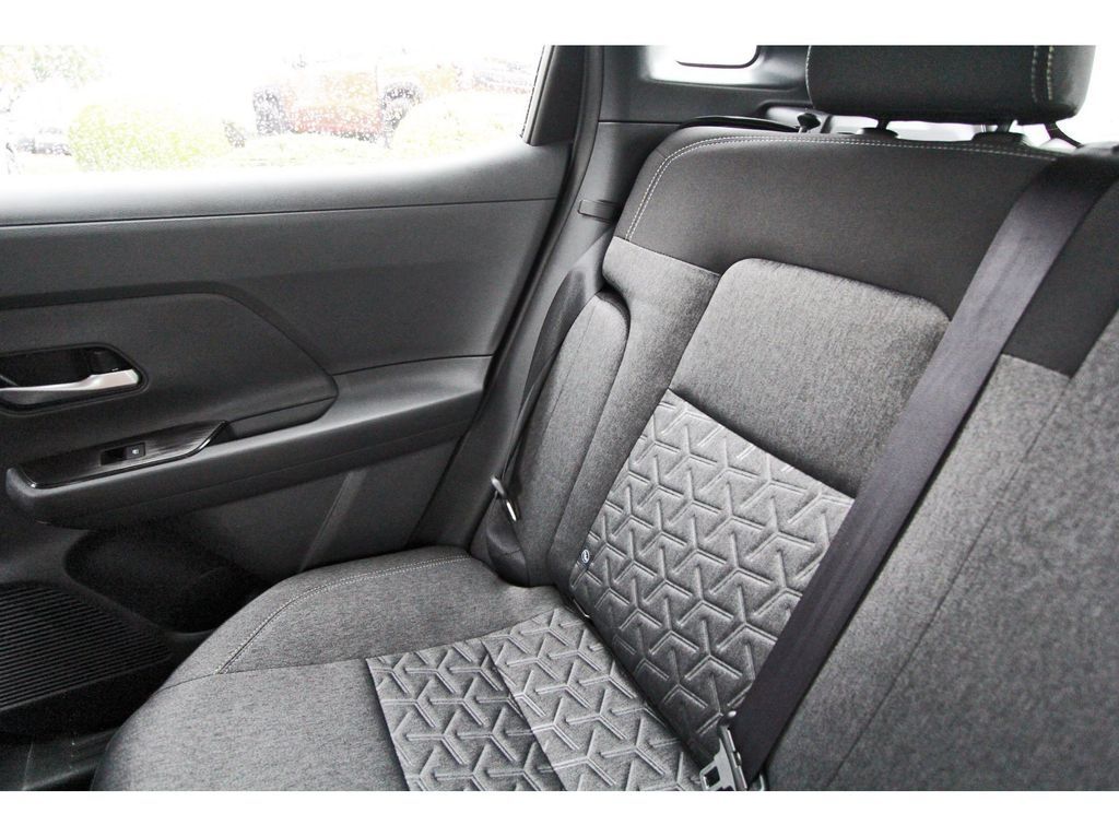 2026 Nissan Kicks SV - 10