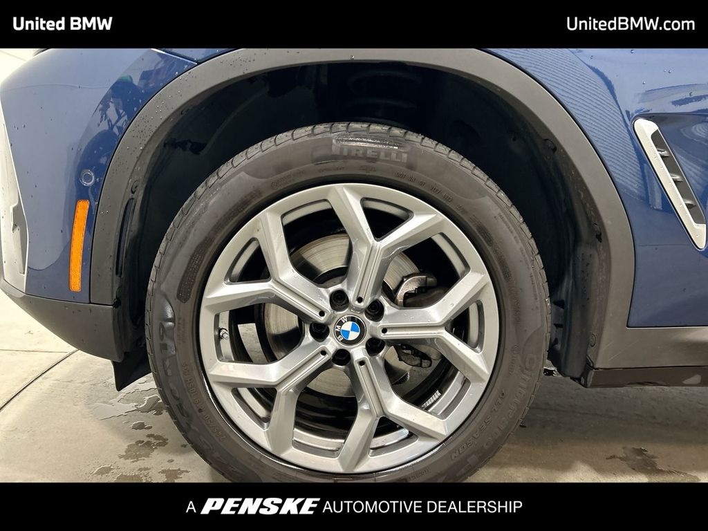 2024 BMW X4 xDrive30i 10