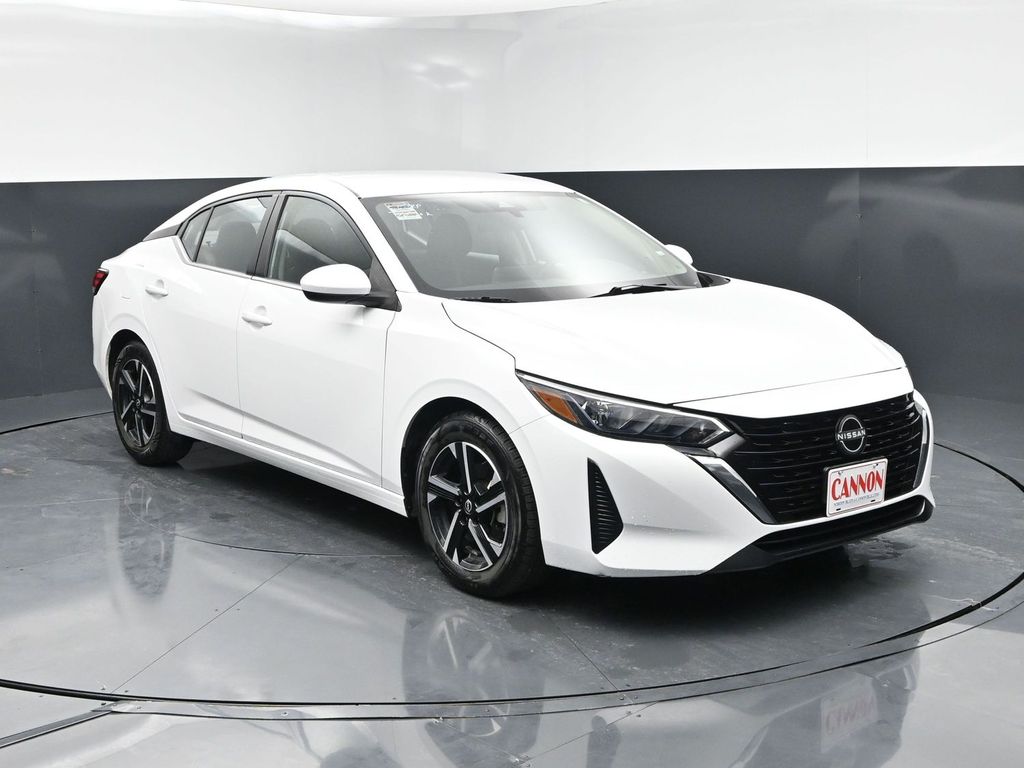 2024 Nissan Sentra SV FWD