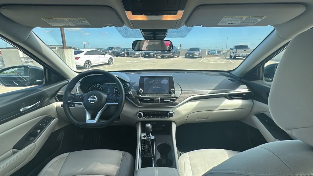 2025 Nissan Altima 2.5 SV Black at Durrett Motor Company