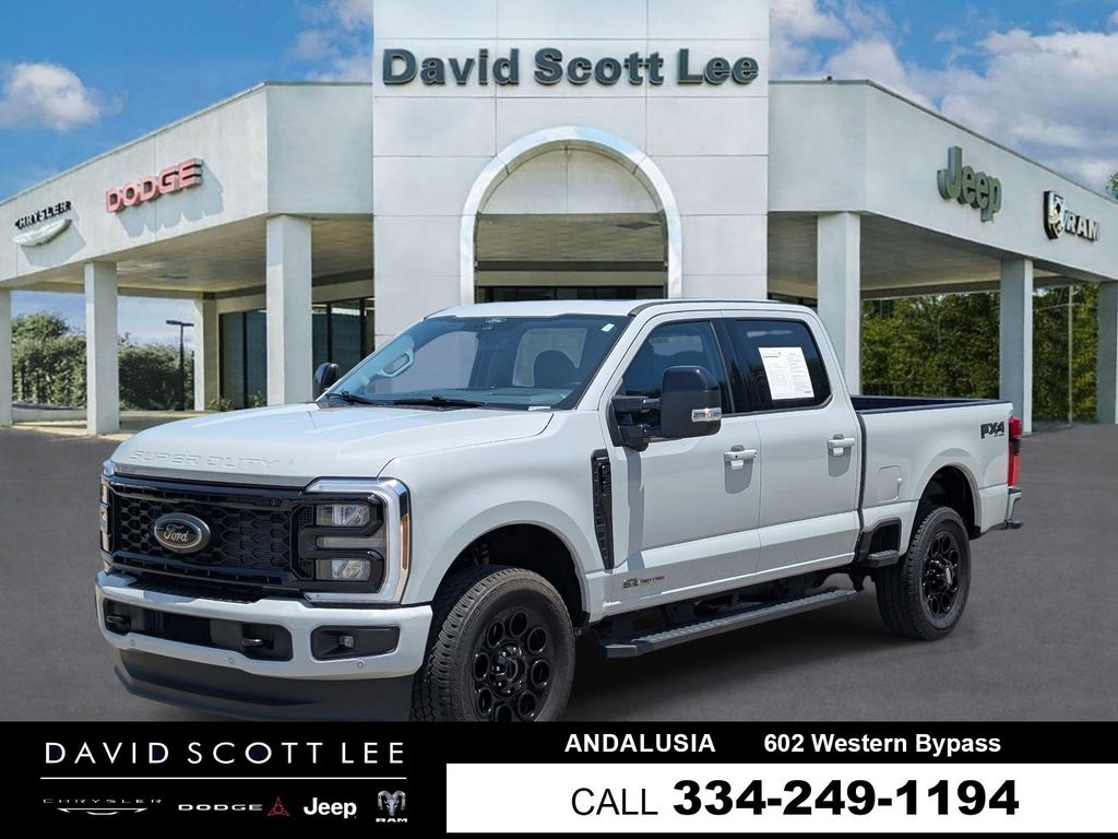 Avalanche 2025 Ford F-350 Super Duty Pickup Truck Four-Wheel Drive Automatic