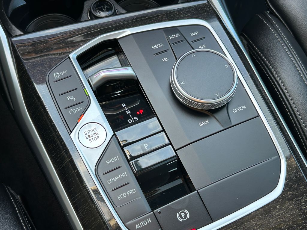 Thumbnail: 2023 BMW 3 Series - 28