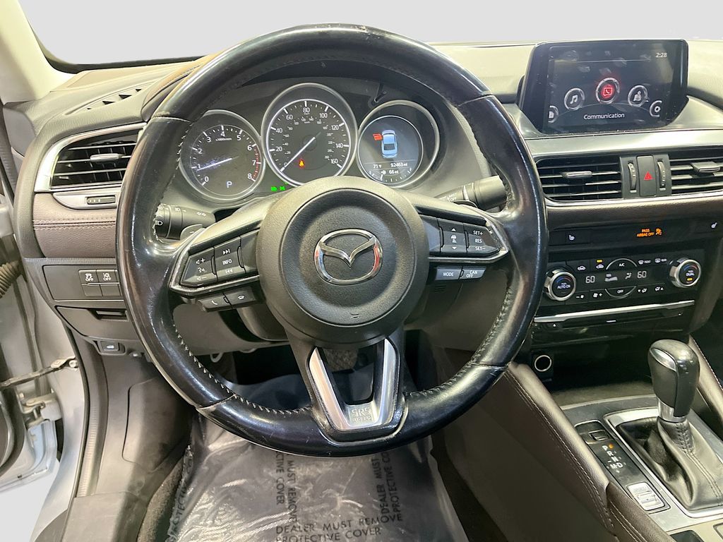 Used 2017 Sonic Silver Metallic Mazda Grand Touring image 11