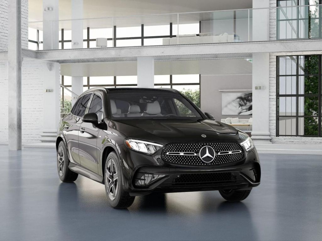 2025 Mercedes-Benz GLC 350 9
