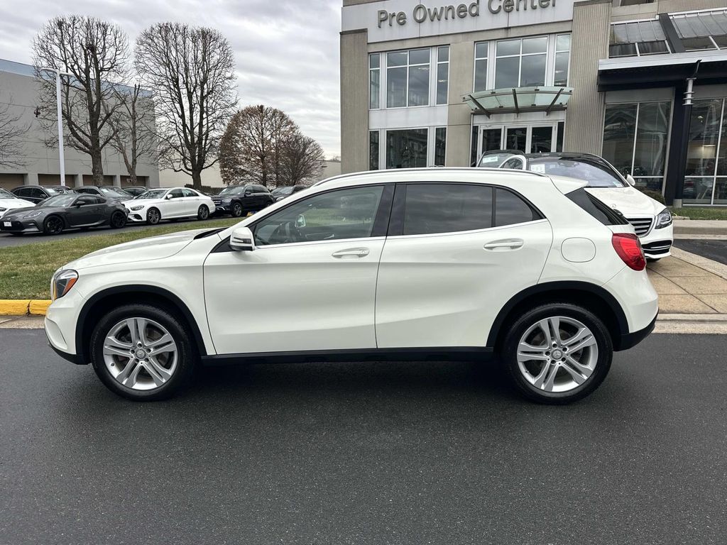 Thumbnail: 2017 Mercedes-Benz GLA - 14