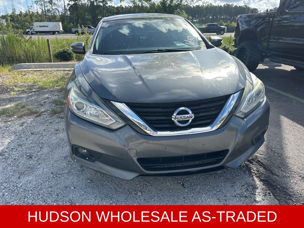 2017 Gun Metallic Nissan Altima 2.5 SL FWD Sedan