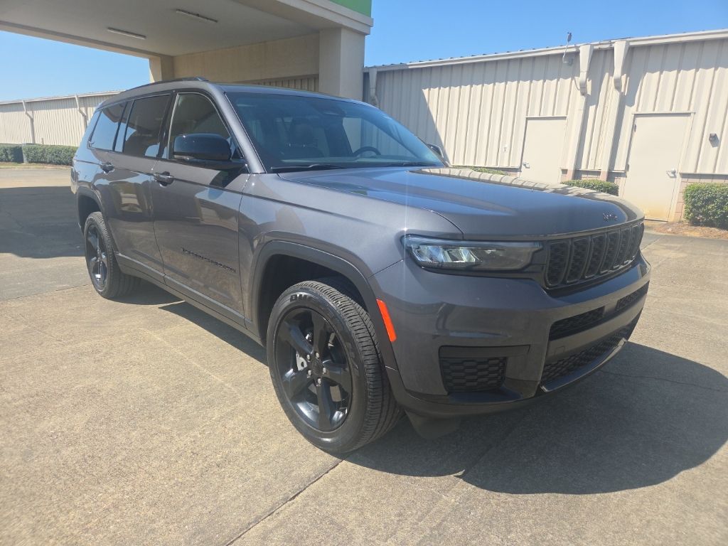 2025 Jeep Grand Cherokee L Altitude X RWD