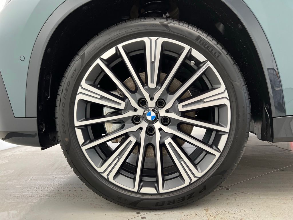 Thumbnail: 2026 BMW X1 - 22