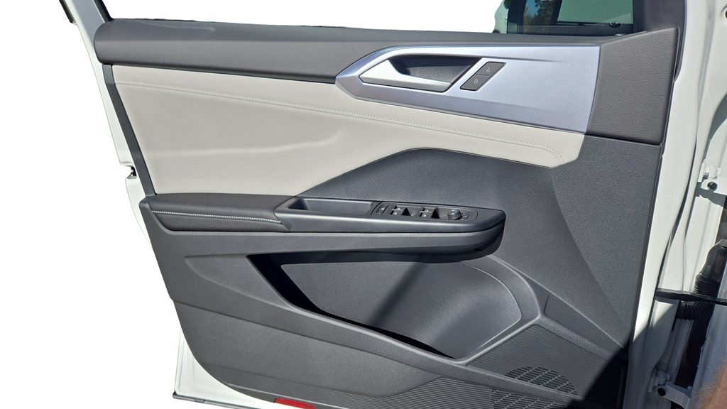 2026 Volkswagen Taos