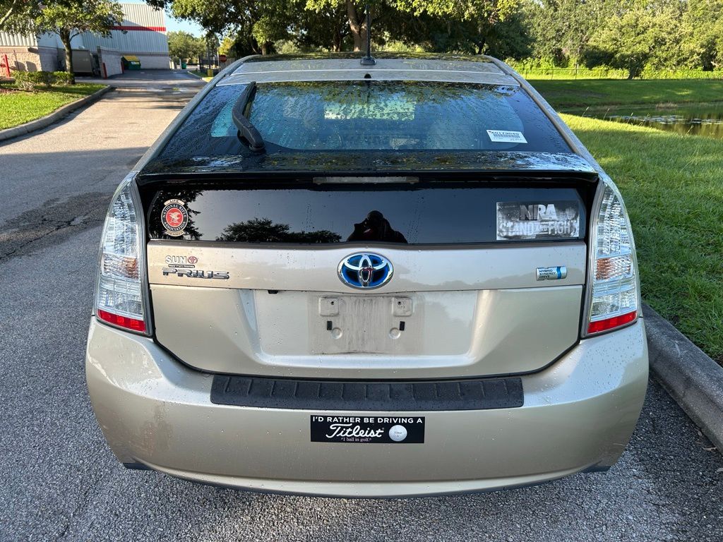 Thumbnail: 2010 Toyota Prius - 4