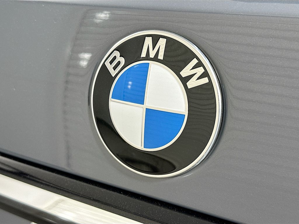 Thumbnail: 2026 BMW X7 - 22