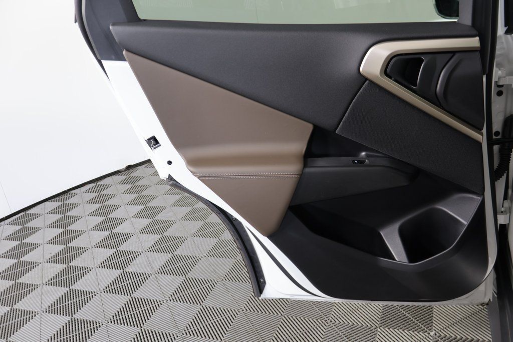 Thumbnail: 2025 BMW X3 - 13