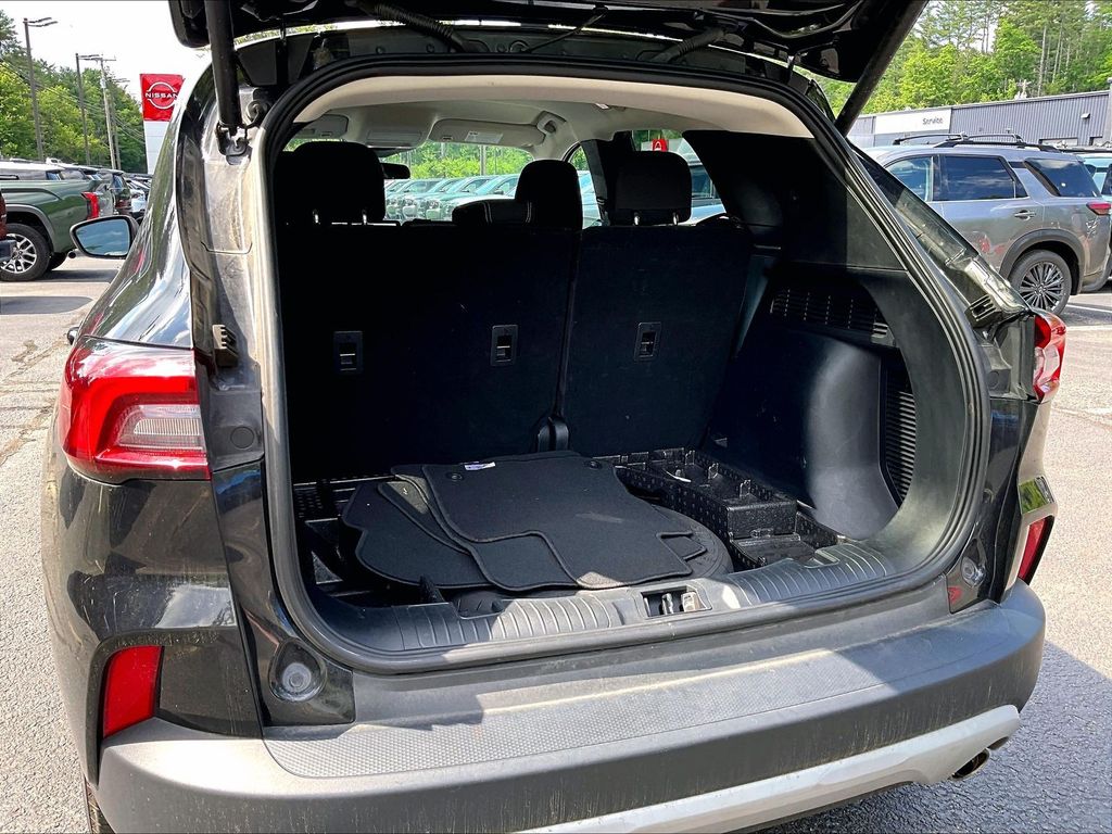 2024 Ford Escape — photo 8