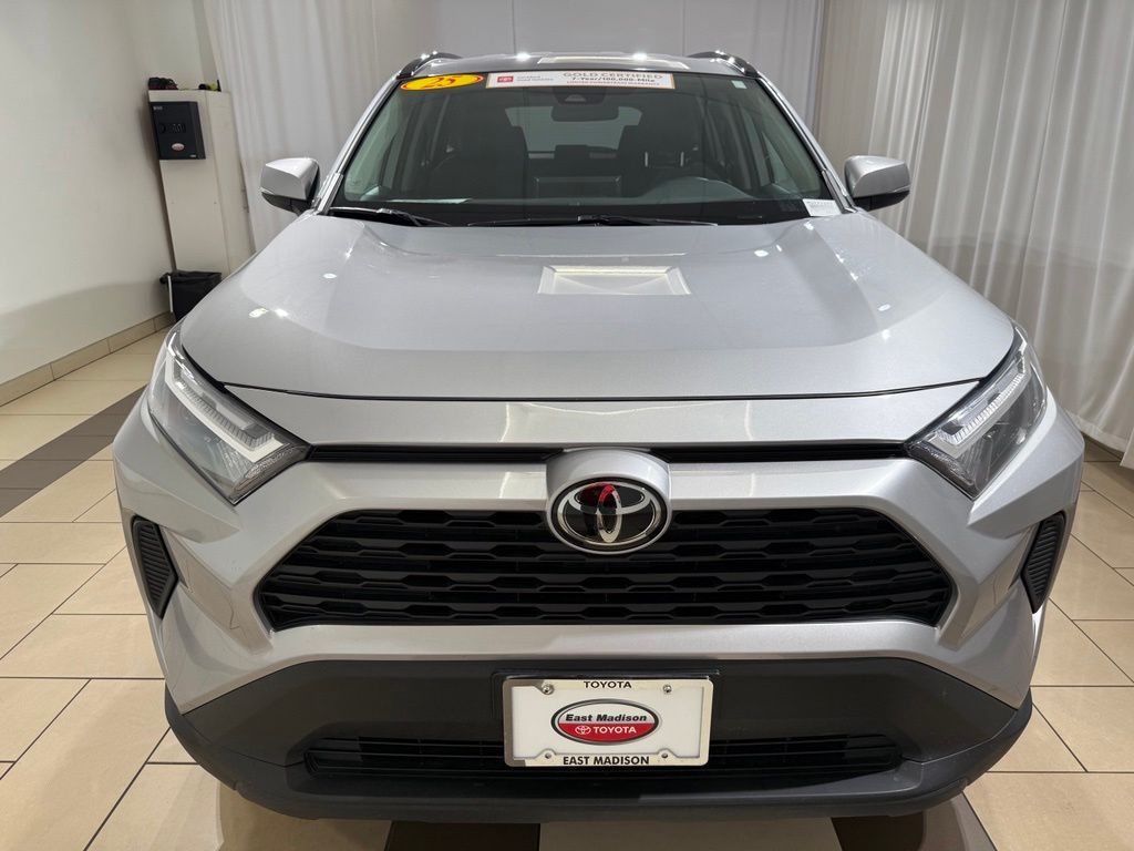 Thumbnail: 2025 Toyota RAV4 - 8
