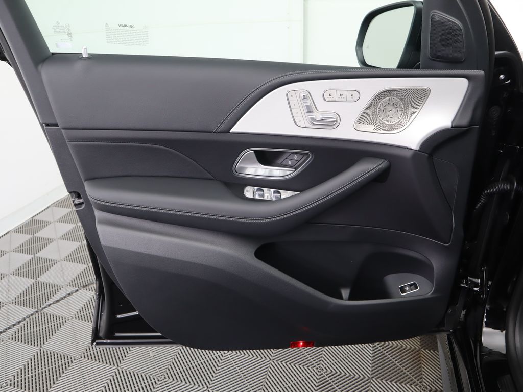 2025 Mercedes-Benz GLE 53 AMG 26
