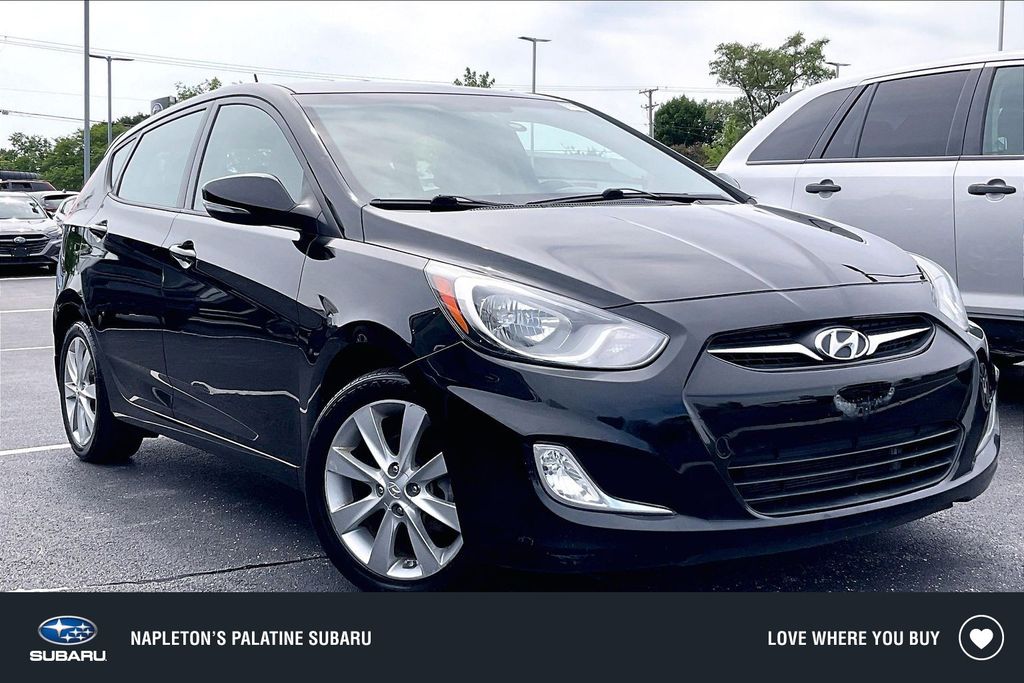 Ultra Black Pearl 2013 Hyundai Accent Hatchback Front-Wheel Drive 6-Speed Manual