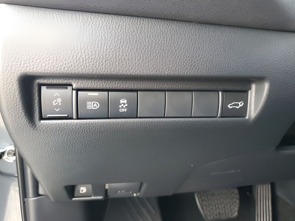 Used Car 2024 Toyota Venza  Le For Sale Under $40,000 In Austin, Texas