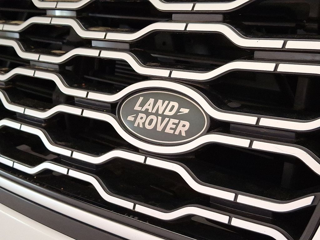 2020 Land Rover Range Rover HSE 32