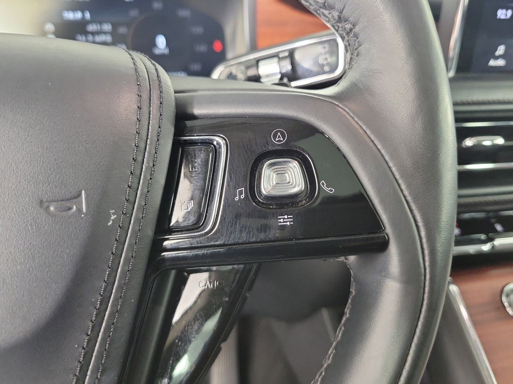 2021 Lincoln Aviator Reserve White at Bayshore Chrysler Jeep Dodge Ram