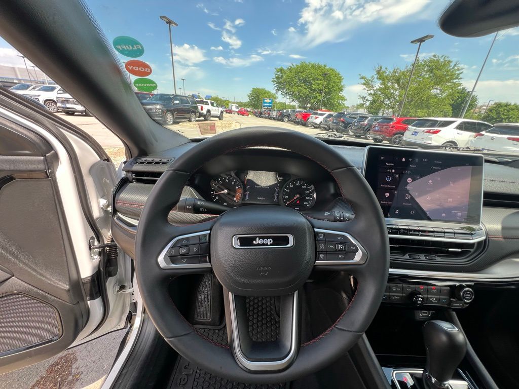 Used 2025 Jeep Compass SUV