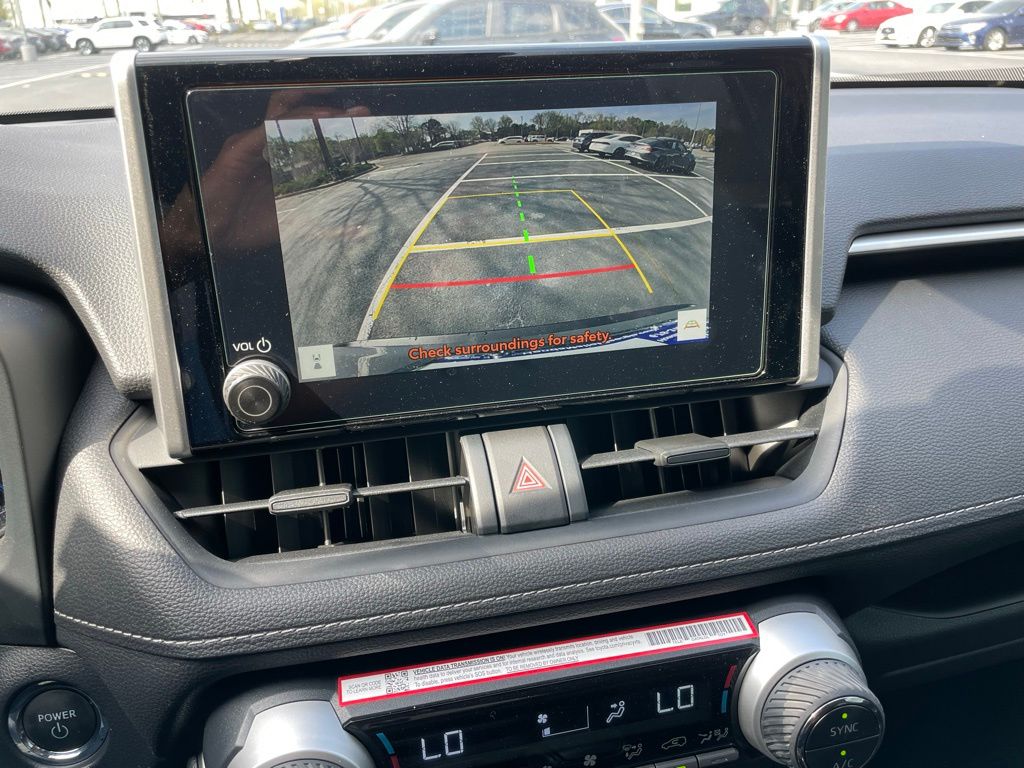 Thumbnail: 2025 Toyota RAV4 - 17