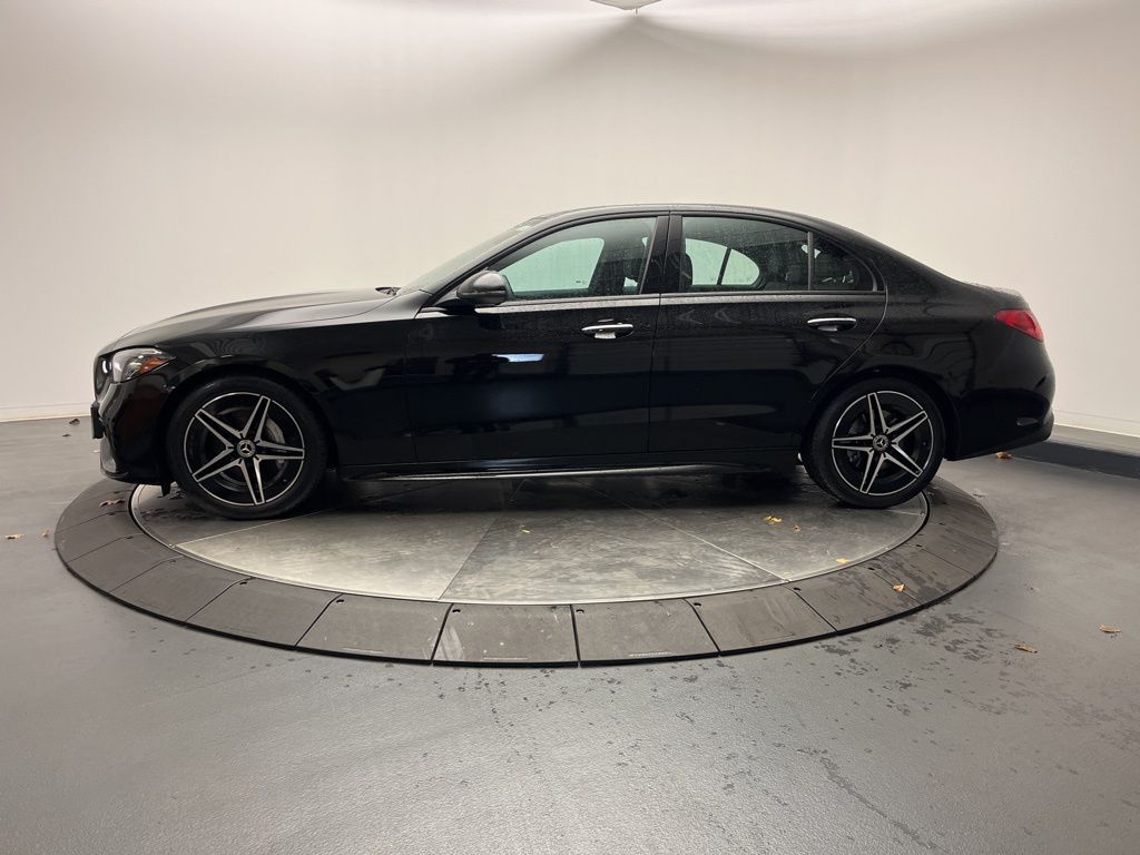 Thumbnail: 2023 Mercedes-Benz C-Class - 4