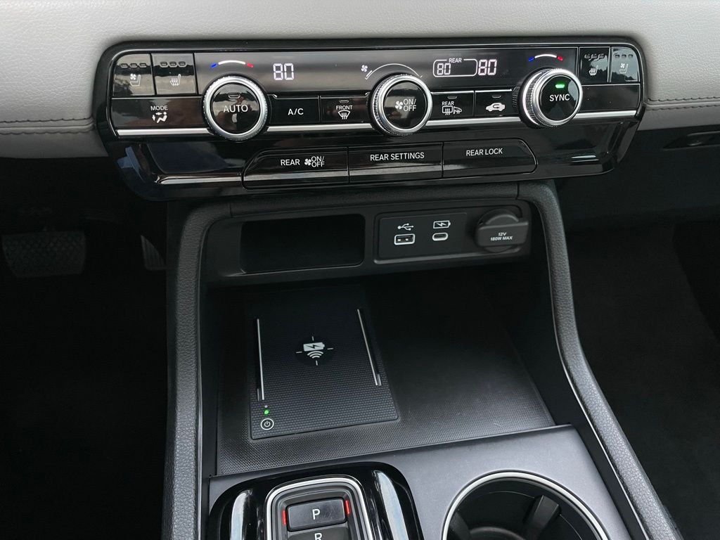 Thumbnail: 2023 Honda Pilot - 22