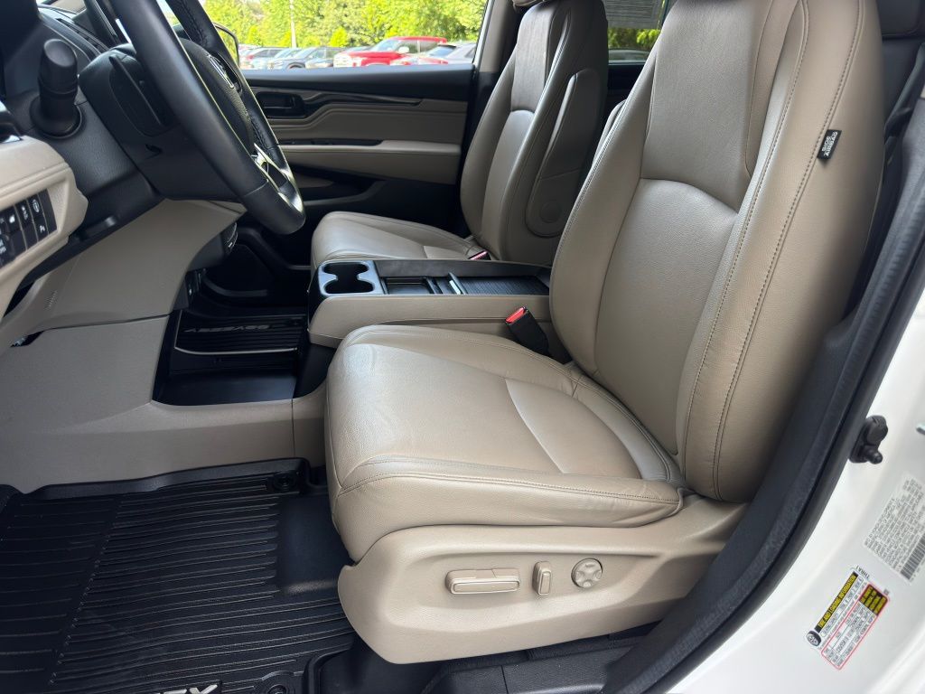 2024 Honda Odyssey Touring White at DeMontrond Ford