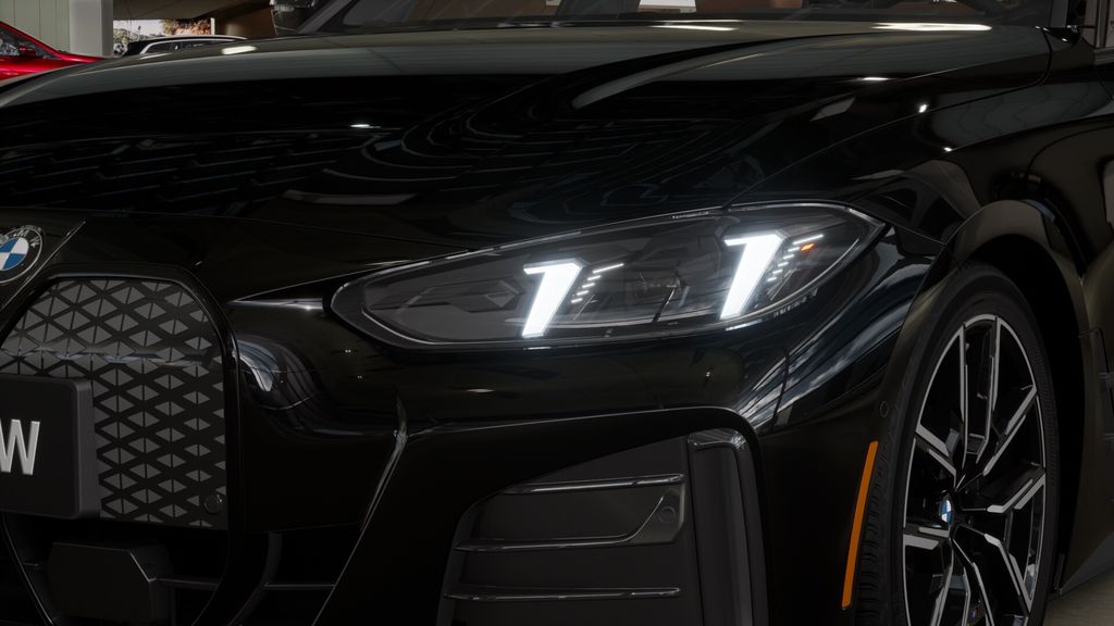 Thumbnail: 2025 BMW i4 - 32