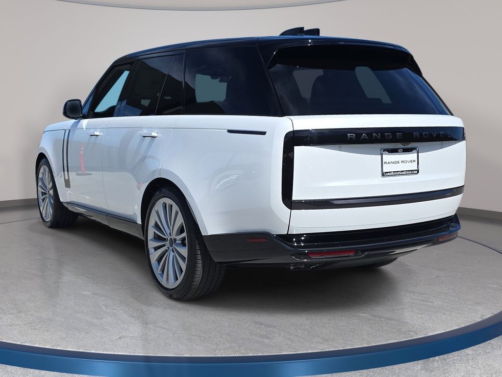 New 2026 White Land Rover SE image 7