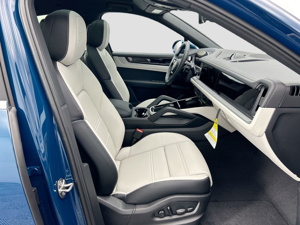 Thumbnail: 2026 Porsche  - 22