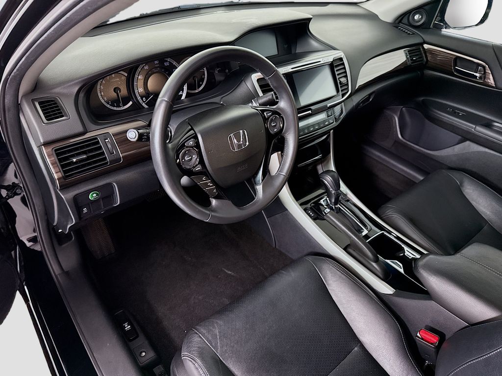 Thumbnail: 2016 Honda Accord - 9