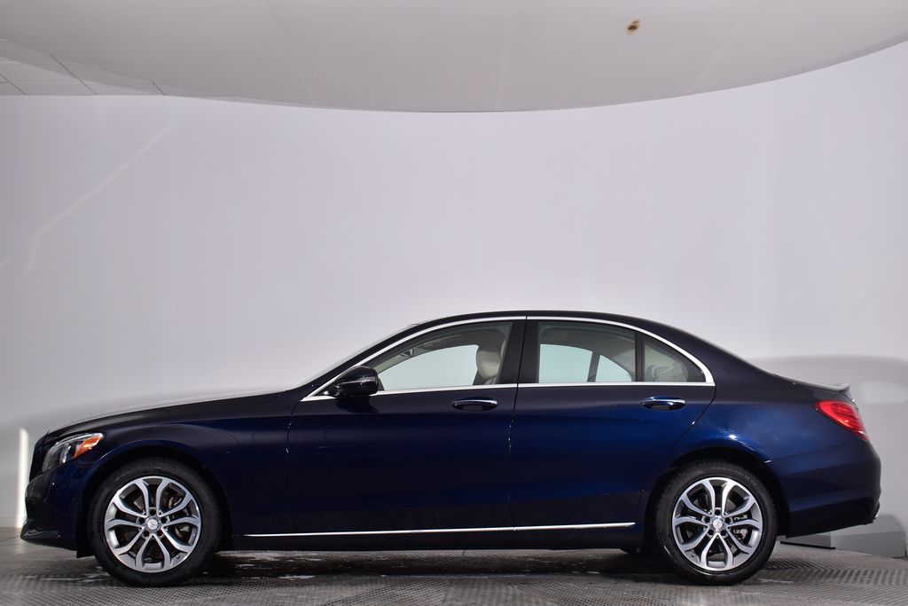 Thumbnail: 2016 Mercedes-Benz C-Class - 2