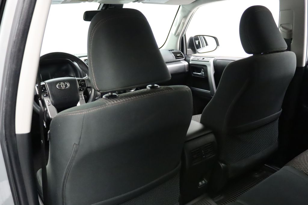 Thumbnail: 2021 Toyota 4Runner - 20