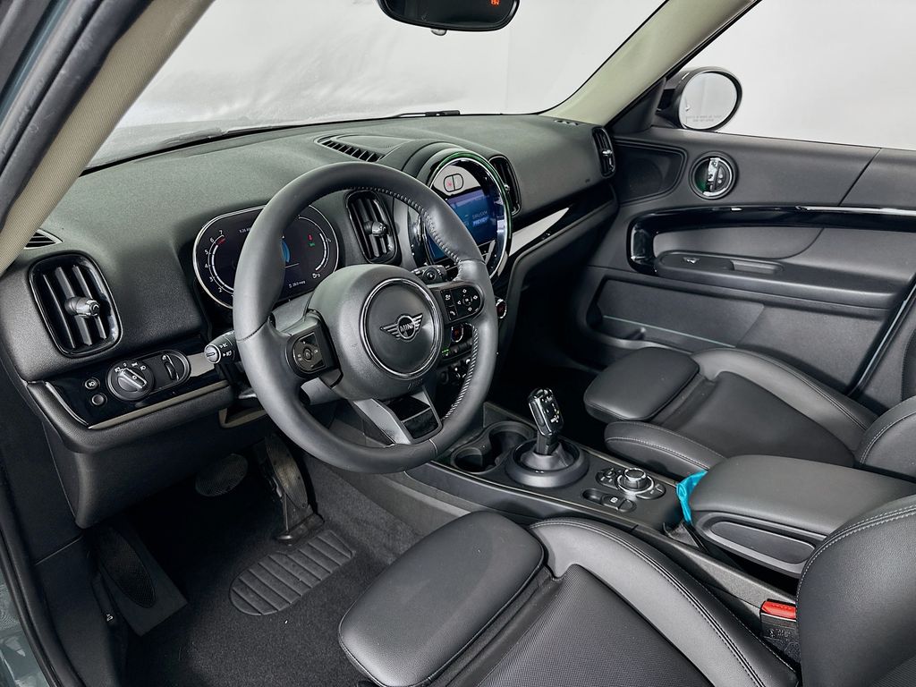 2022 MINI Cooper Countryman Iconic 9