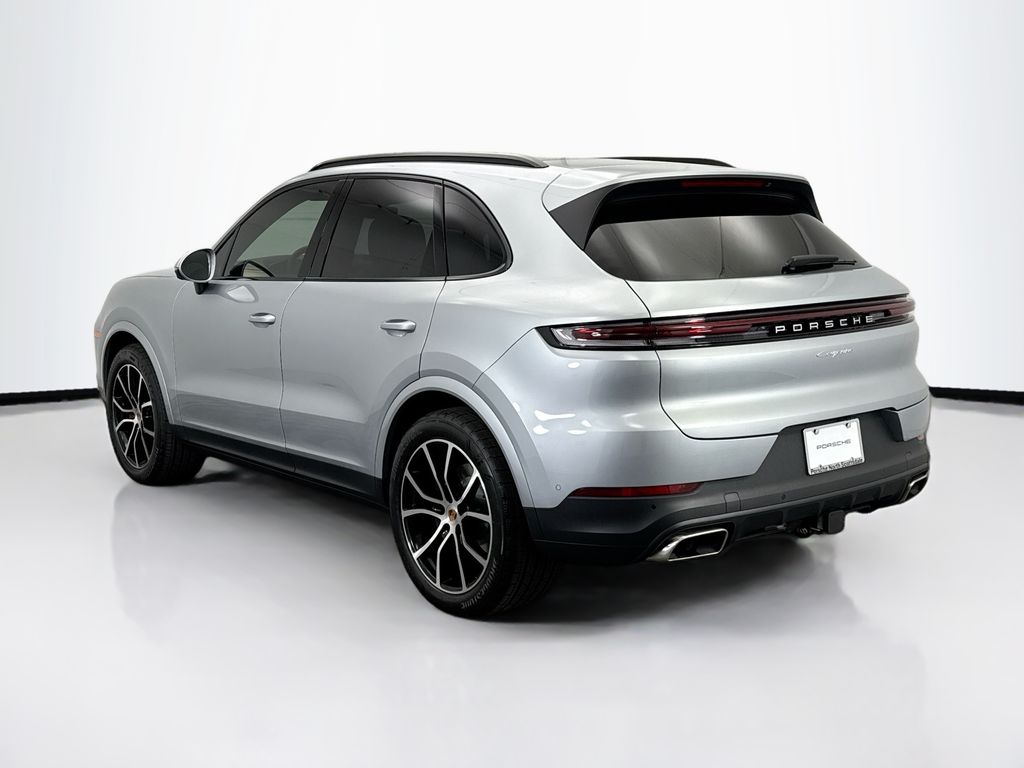Thumbnail: 2026 Porsche Cayenne - 3