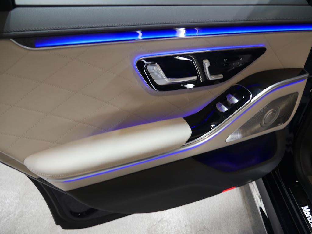 Thumbnail: 2026 Mercedes-Benz S-Class - 20