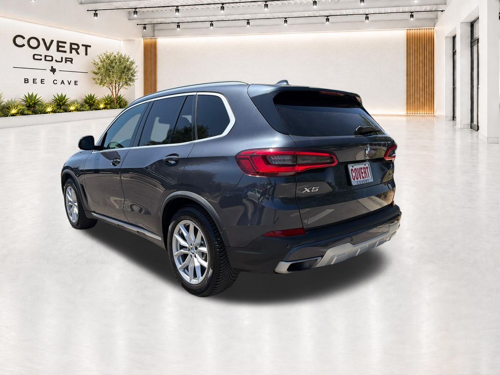 Used 2019 Gray BMW xDrive40i image 9