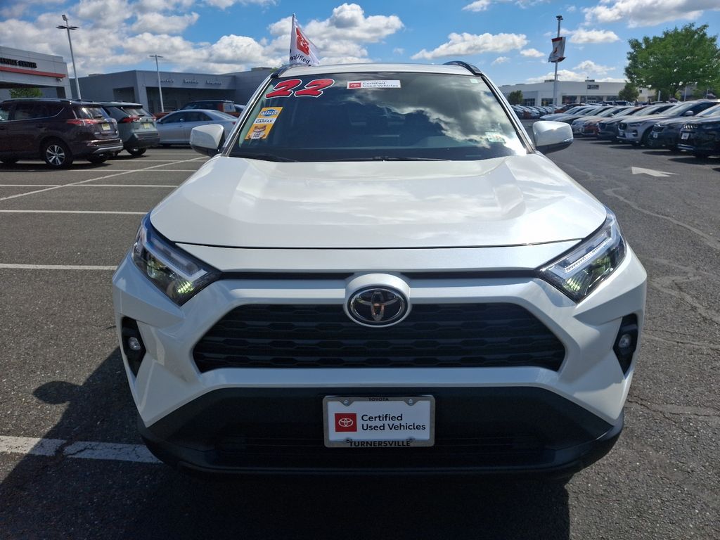 2022 Toyota RAV4 XLE Premium 2
