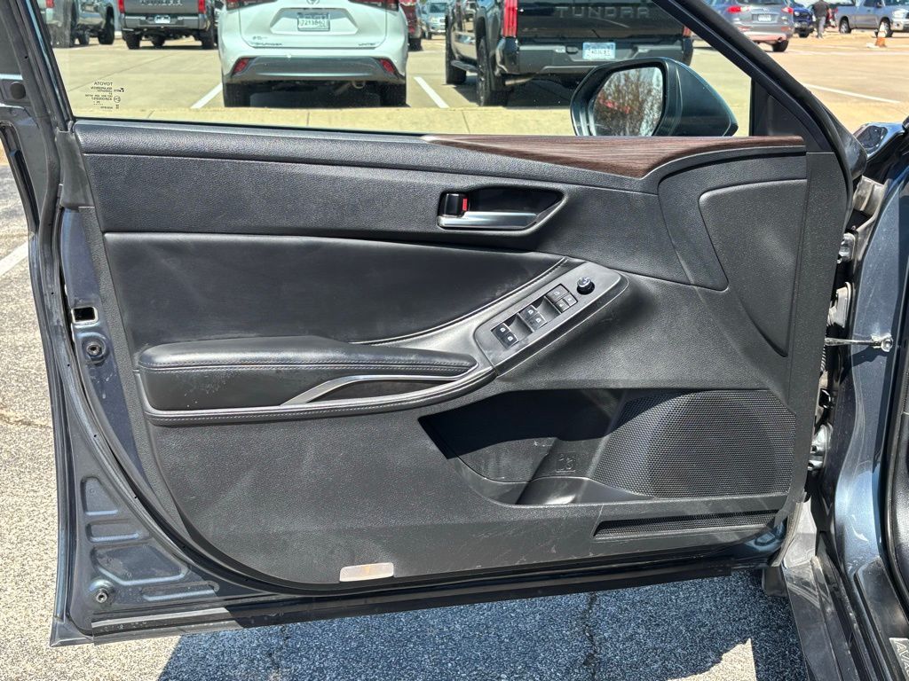 2021 Toyota Avalon XLE photo