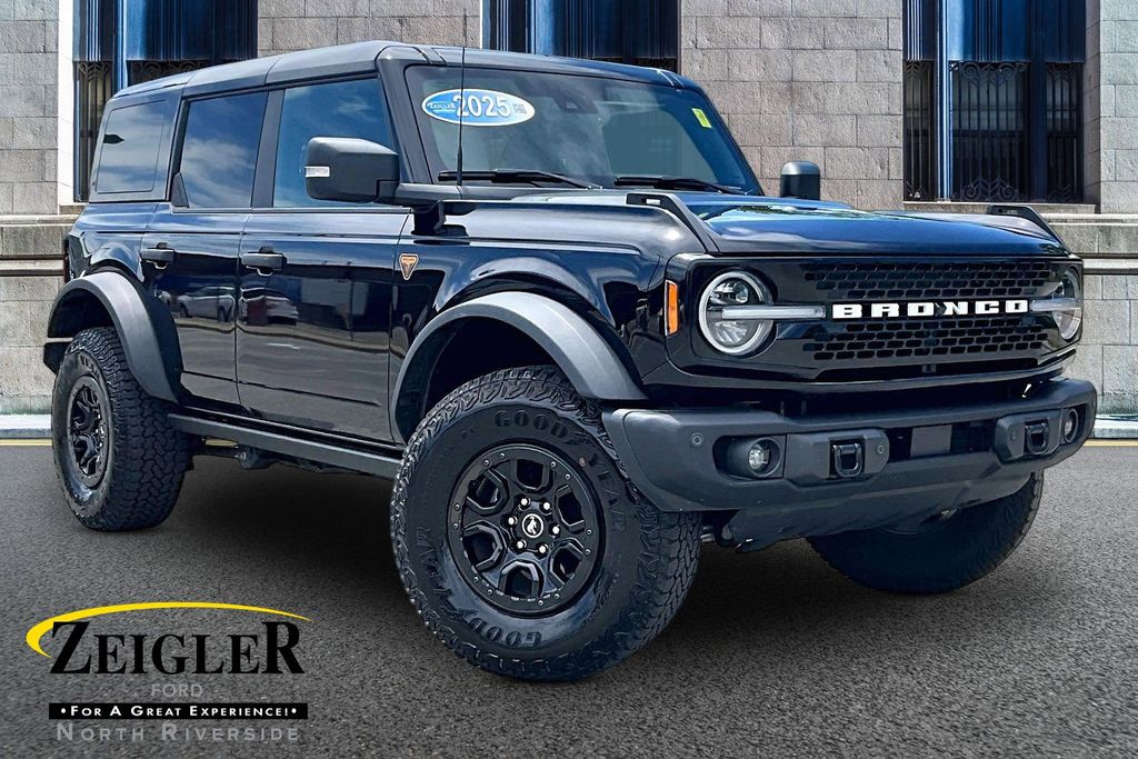 2025 Ford Bronco Badlands 4x4's photo