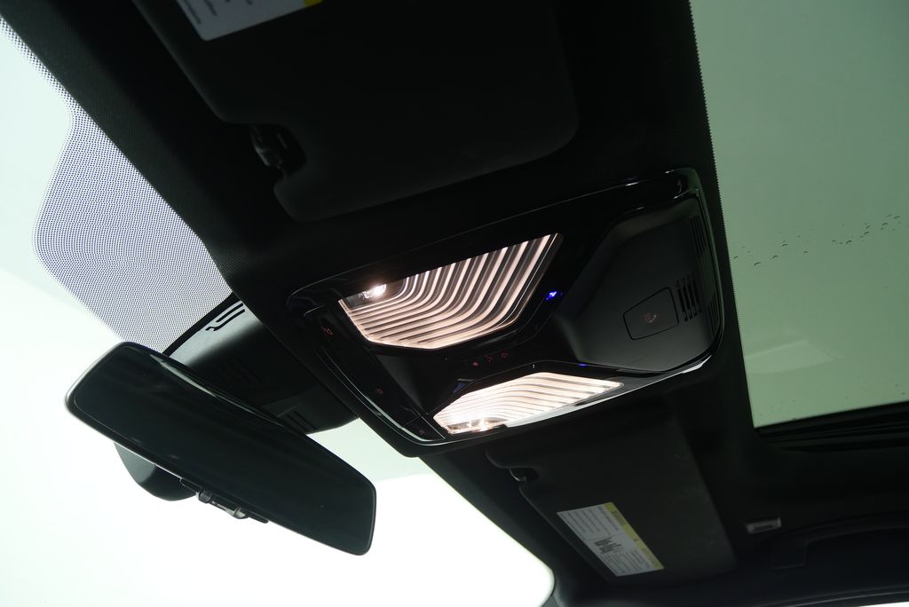 Thumbnail: 2020 BMW 3 Series - 23