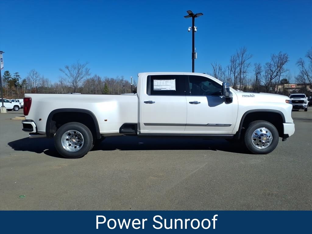 ChevroletSilverado 3500HD26