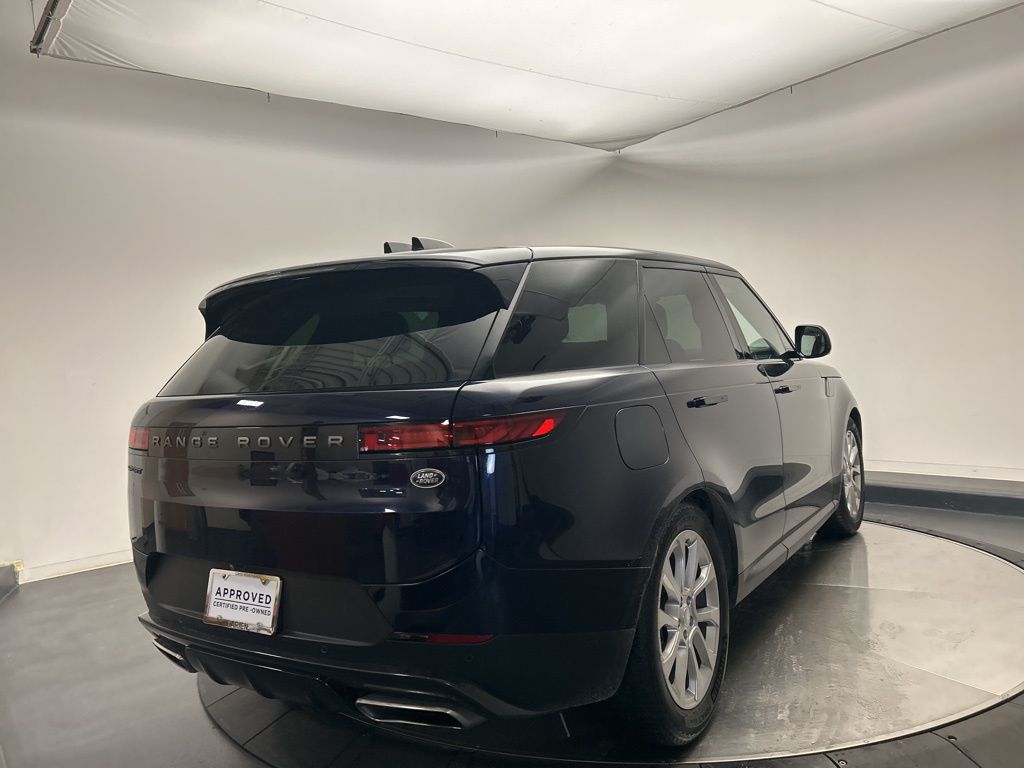 Thumbnail: 2023 Land Rover Range Rover Sport - 5