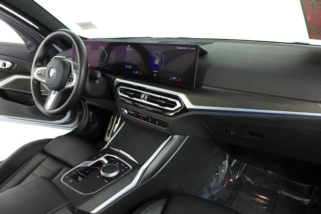 Thumbnail: 2023 BMW 3 Series - 13