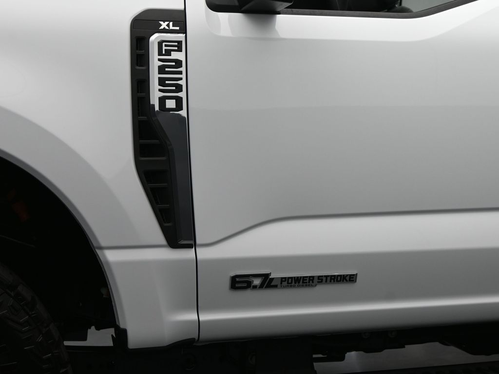 2026 Ford Super Duty F-250 SRW XL