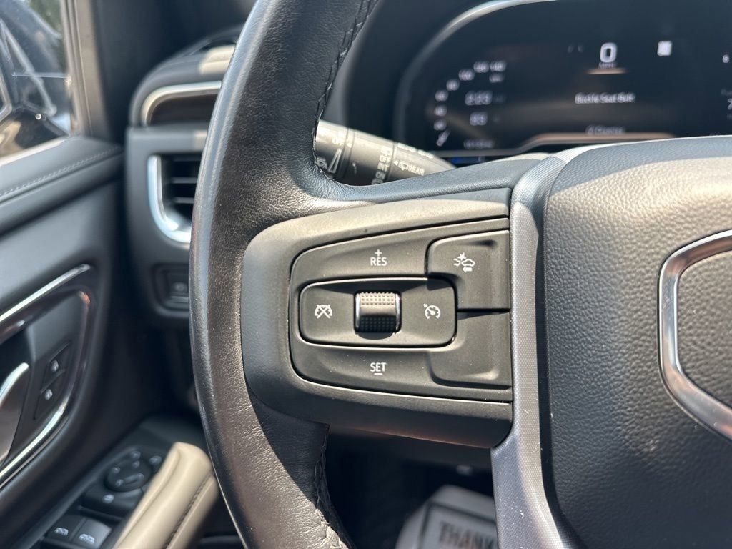 2022 Onyx Black GMC Yukon XL SLE 4X4 SUV