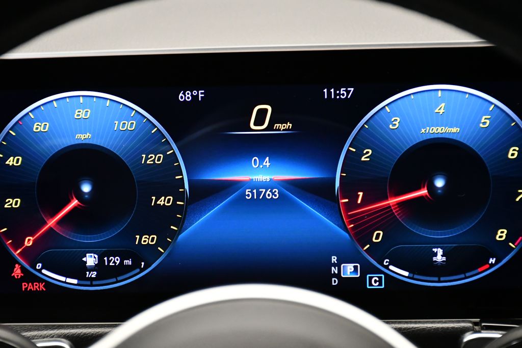 Thumbnail: 2021 Mercedes-Benz GLB - 24