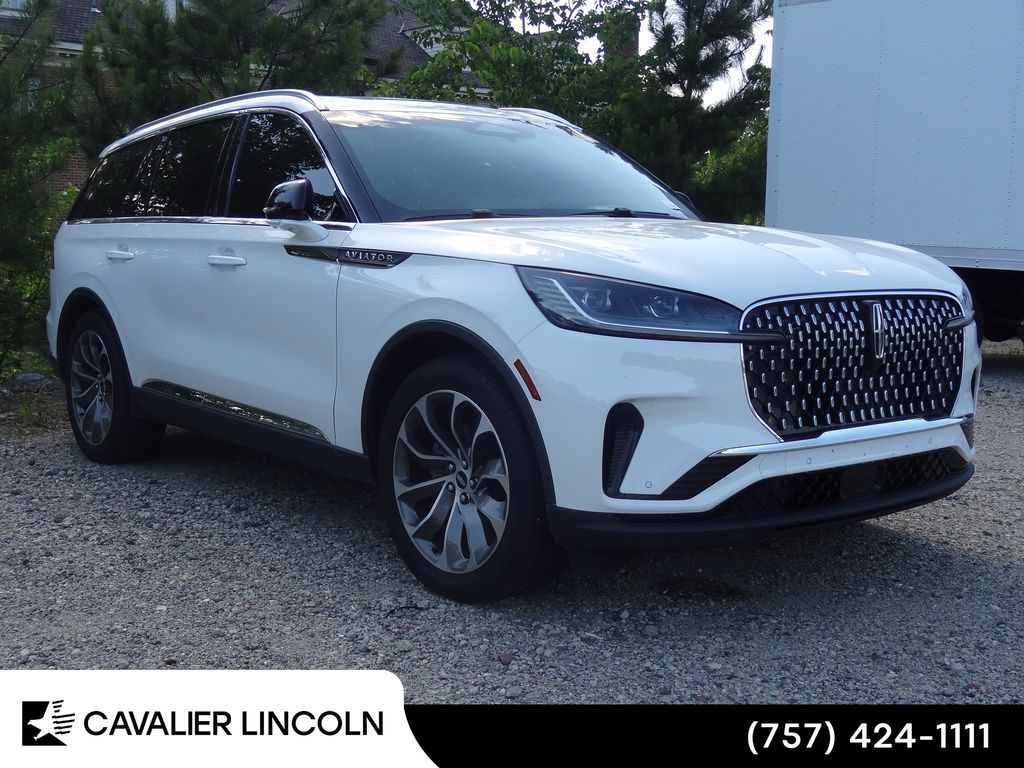 2025 Lincoln Aviator Reserve RWD's photo